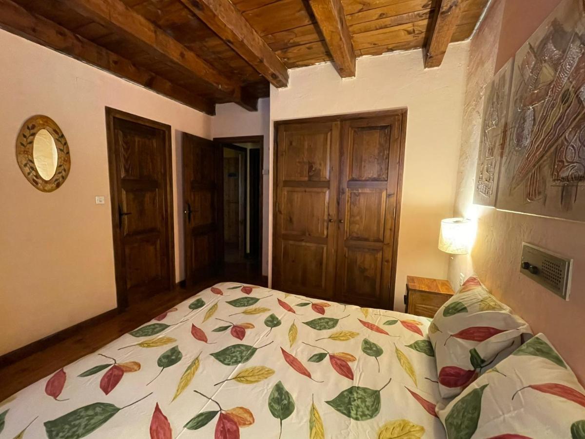 Apartamento Benasque Sahun Bagian luar foto