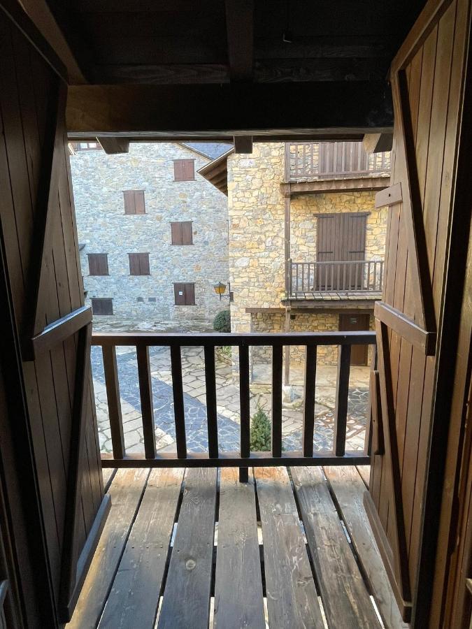 Apartamento Benasque Sahun Bagian luar foto