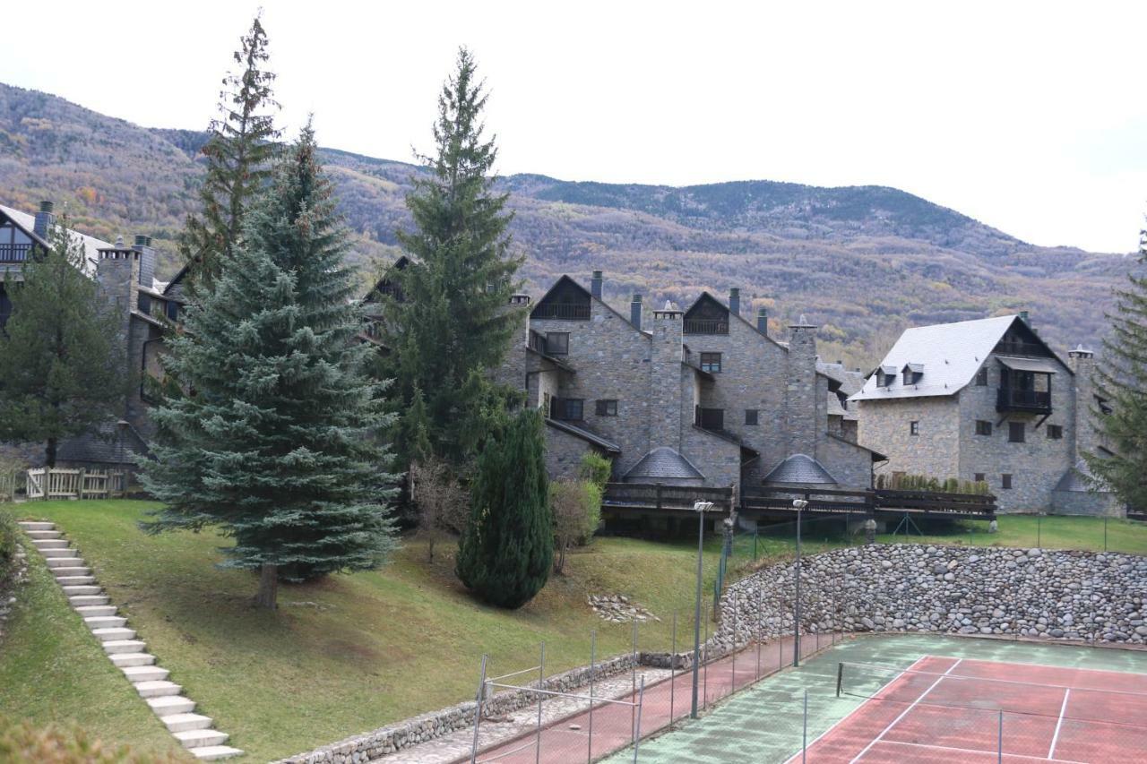 Apartamento Benasque Sahun Bagian luar foto